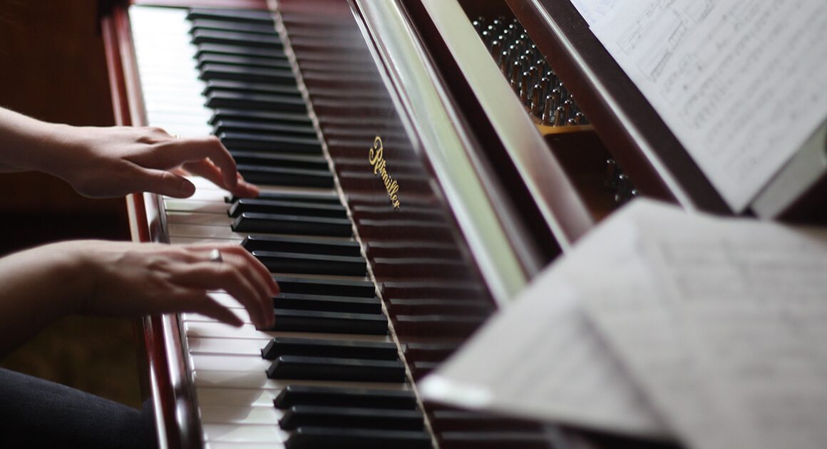 project-4 Piano