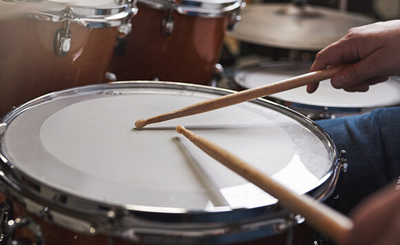 The Top 10 Colleges For Jazz, Rock, And Popular Music Performance